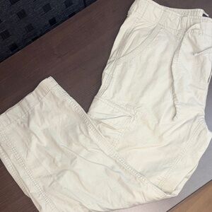 Gap Men's Cream cargo Pants size 34 /30